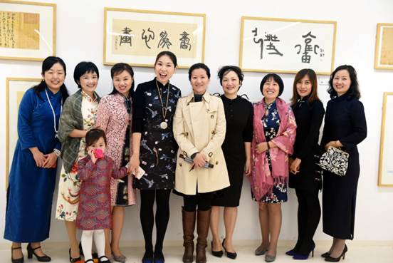 說明: E:\在線項(xiàng)目\2017年\其它\筆為心畫\第二屆\現(xiàn)場(chǎng)照片\DSC_4144.JPG