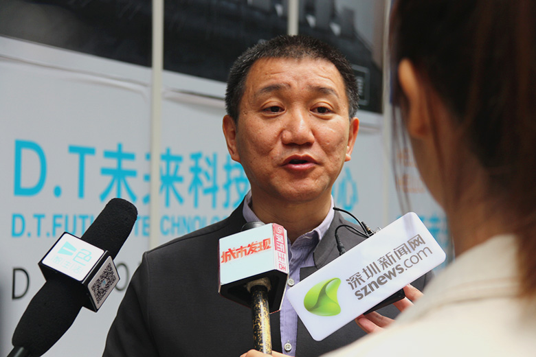 深圳市消費(fèi)者委員會(huì)秘書(shū)長(zhǎng)馮念文接受記者專訪